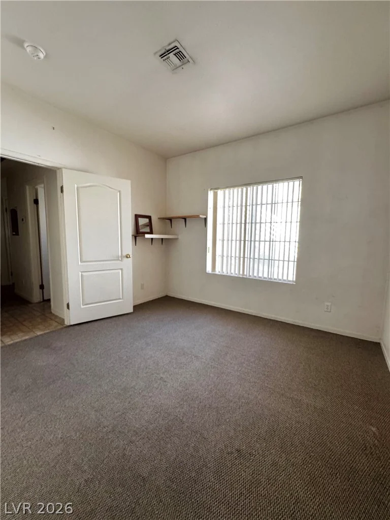 1900 Torrey Pines, Las Vegas, NV 89108