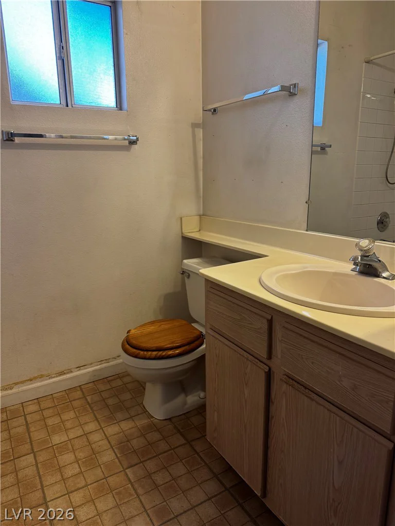 1900 Torrey Pines, Las Vegas, NV 89108