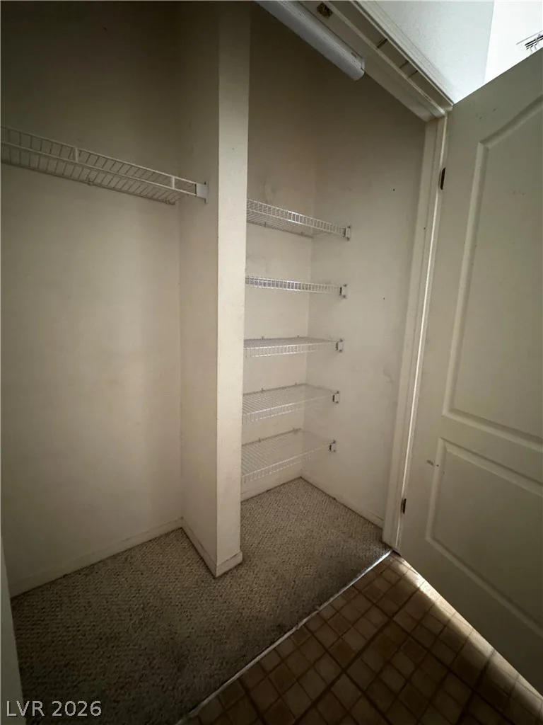 1900 Torrey Pines, Las Vegas, NV 89108