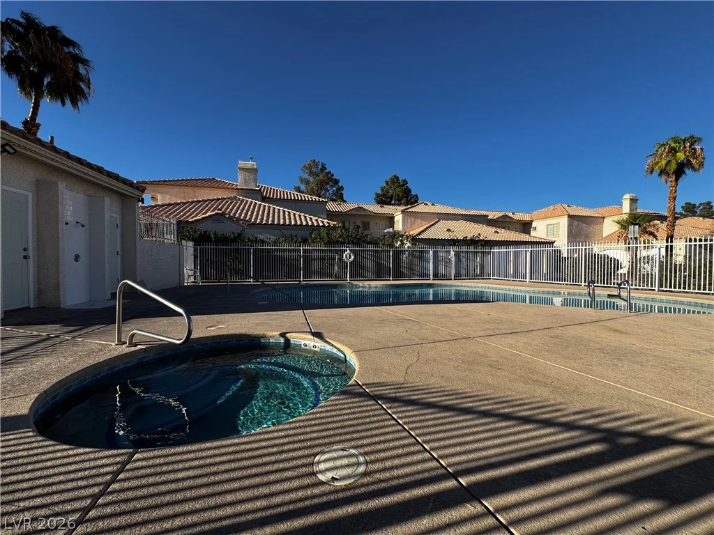 1900 Torrey Pines, Las Vegas, NV 89108