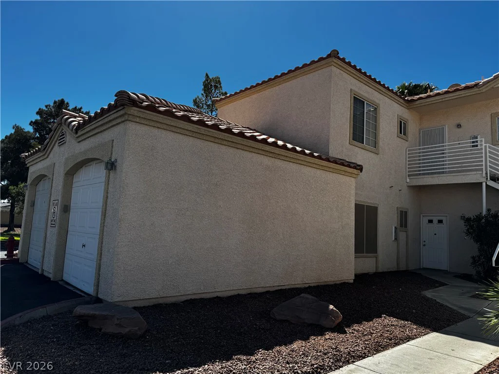 1900 Torrey Pines, Las Vegas, NV 89108