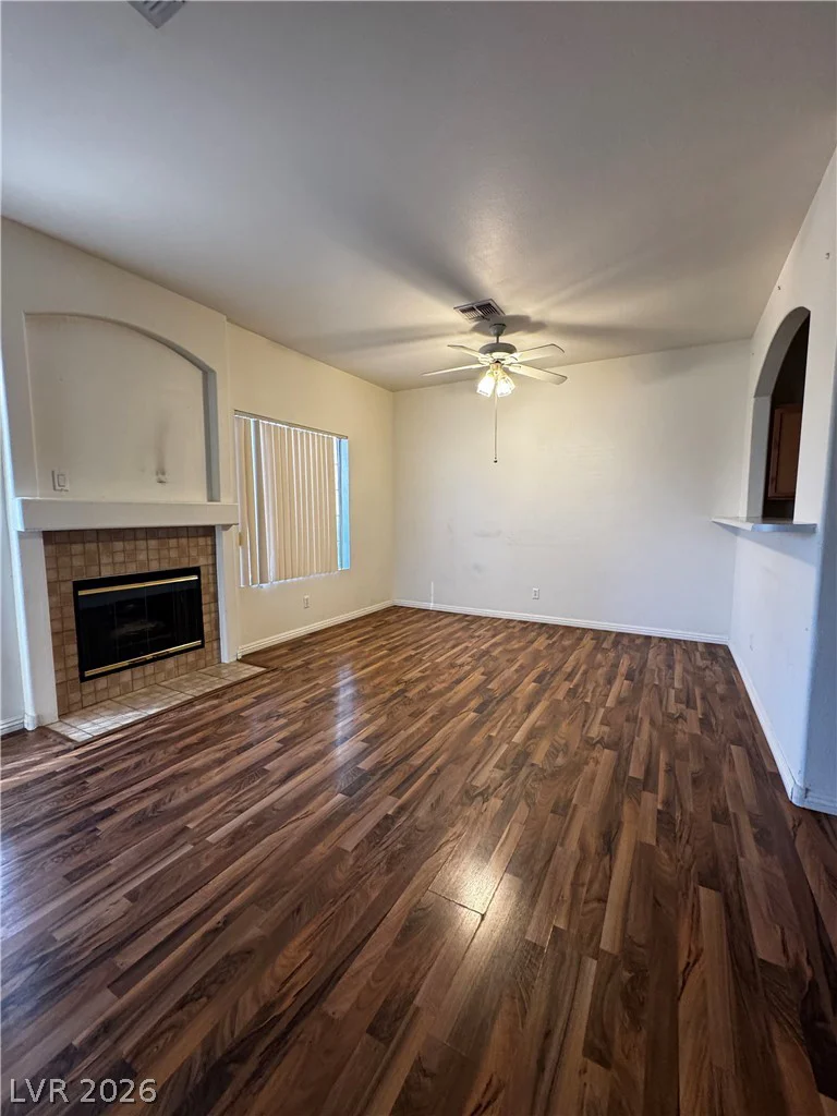1900 Torrey Pines, Las Vegas, NV 89108