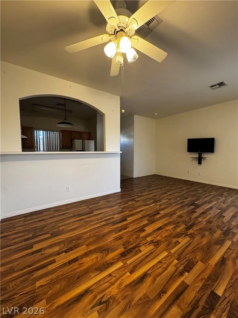 1900 Torrey Pines, Las Vegas, NV 89108