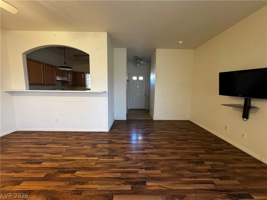 1900 Torrey Pines, Las Vegas, NV 89108