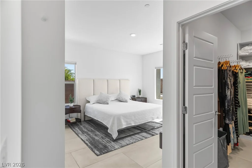 924 Kings Cliff, Las Vegas, NV 89138