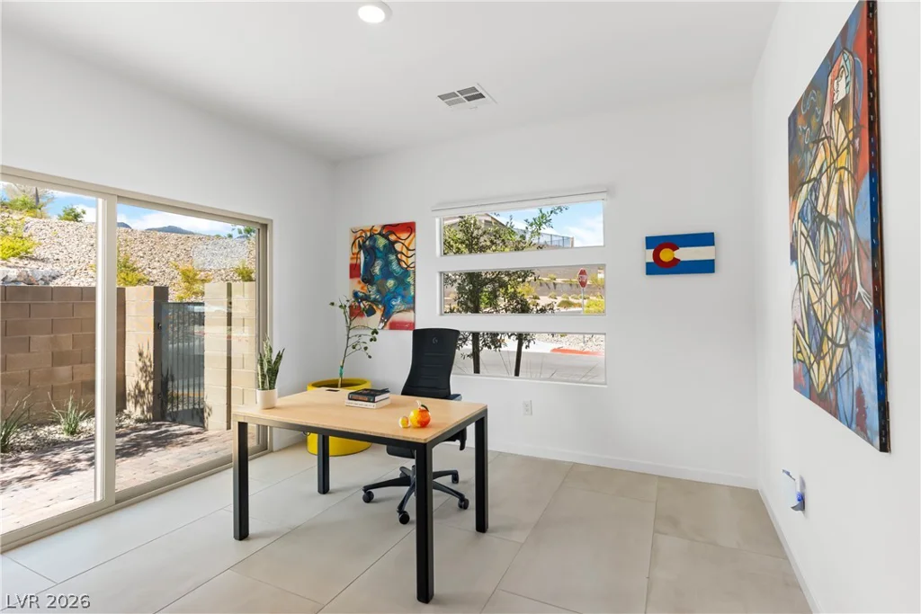 924 Kings Cliff, Las Vegas, NV 89138