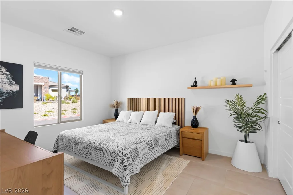 924 Kings Cliff, Las Vegas, NV 89138