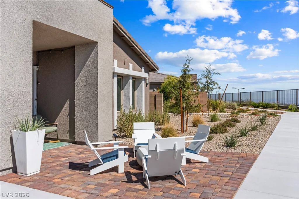 924 Kings Cliff, Las Vegas, NV 89138