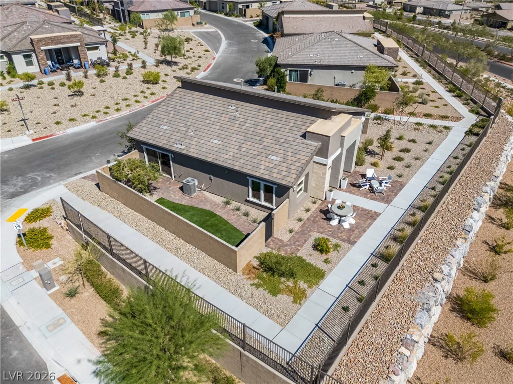 924 Kings Cliff, Las Vegas, NV 89138