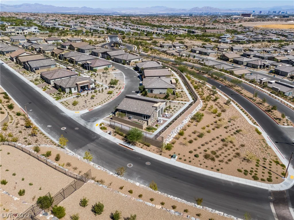 924 Kings Cliff, Las Vegas, NV 89138