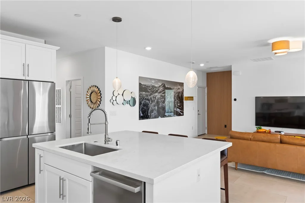 924 Kings Cliff, Las Vegas, NV 89138