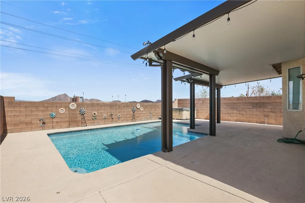 7066 Shimmering, Henderson, NV 89011