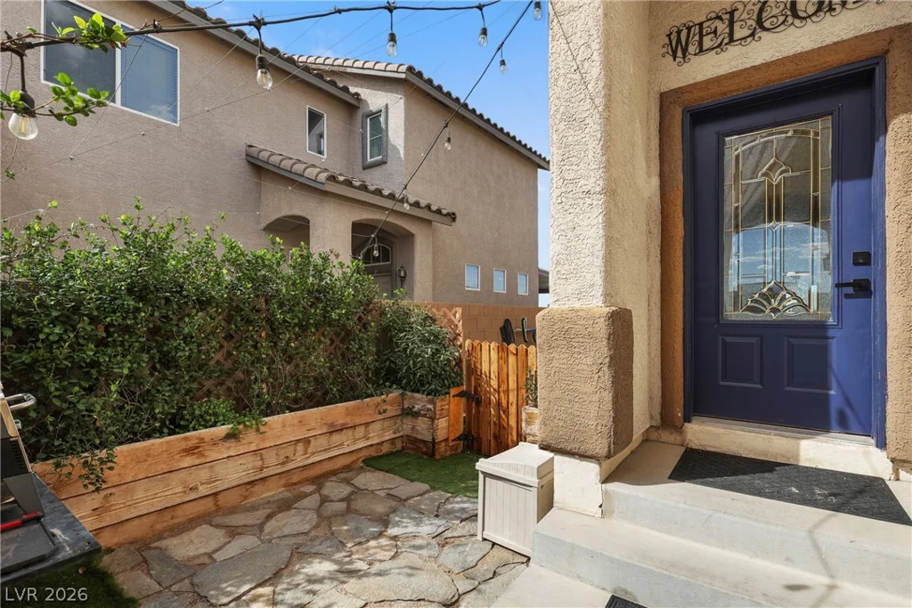 7066 Shimmering, Henderson, NV 89011
