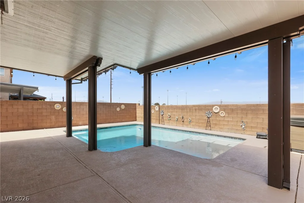7066 Shimmering, Henderson, NV 89011