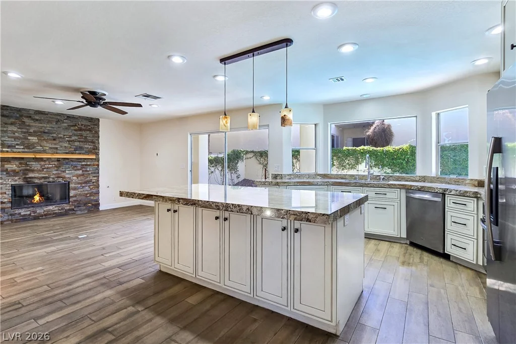 5205 Coral Glow, Las Vegas, NV 89149