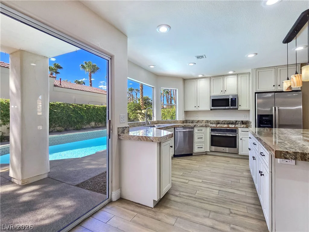 5205 Coral Glow, Las Vegas, NV 89149