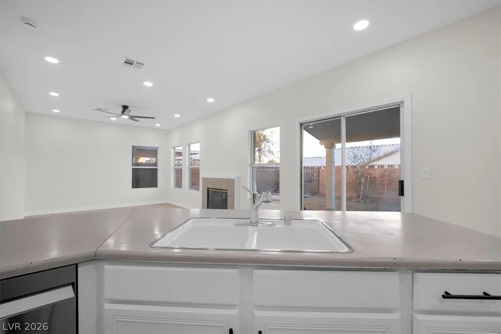 2383 Monterey Pine, Las Vegas, NV 89156