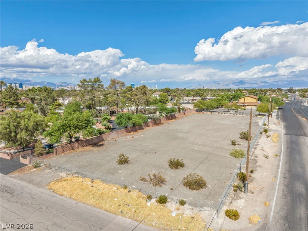 E Quail, Las Vegas, NV 89120