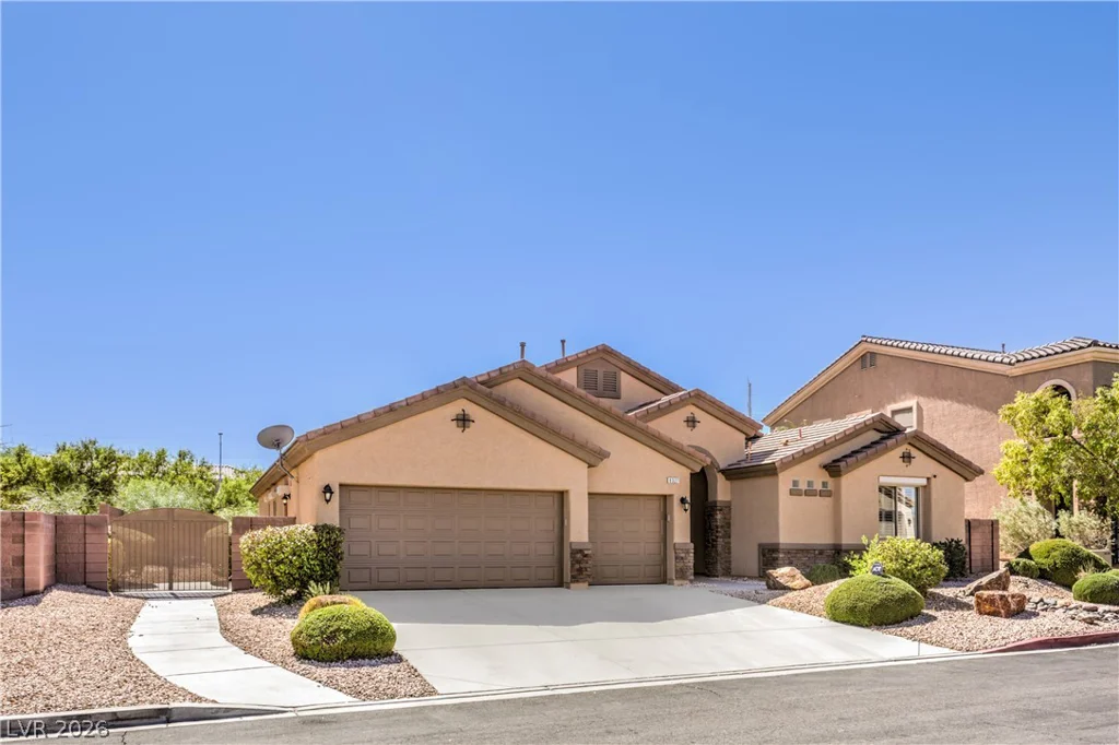 8327 Bowman Woods, Las Vegas, NV 89129
