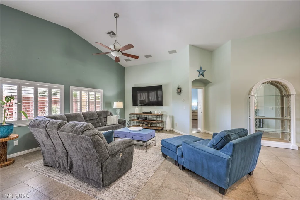 8327 Bowman Woods, Las Vegas, NV 89129