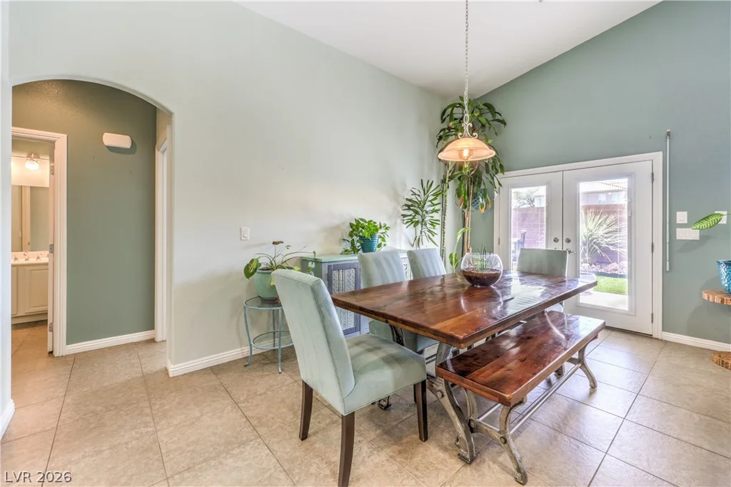 8327 Bowman Woods, Las Vegas, NV 89129