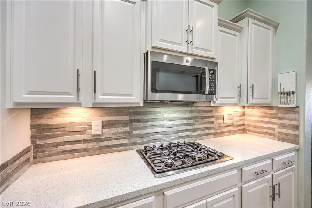 8327 Bowman Woods, Las Vegas, NV 89129