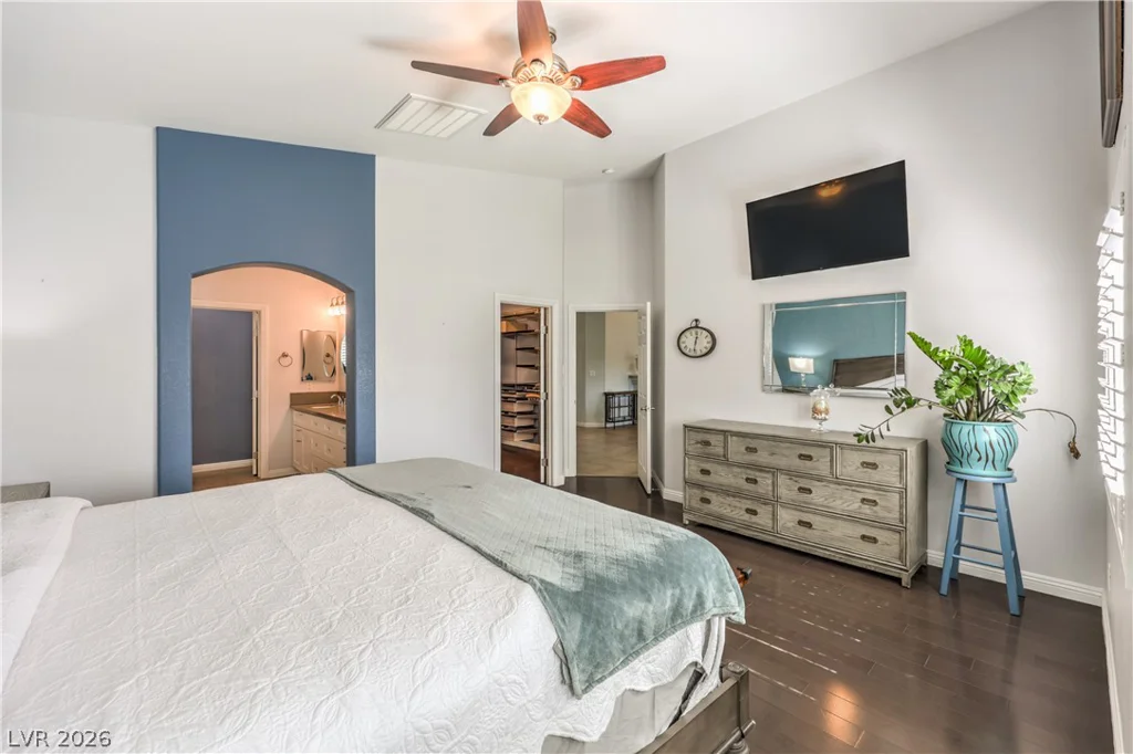 8327 Bowman Woods, Las Vegas, NV 89129
