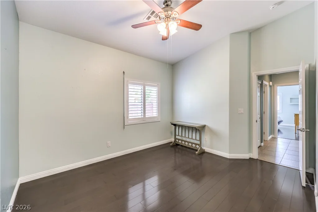 8327 Bowman Woods, Las Vegas, NV 89129
