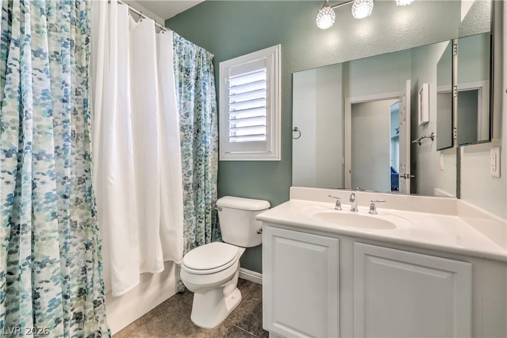 8327 Bowman Woods, Las Vegas, NV 89129