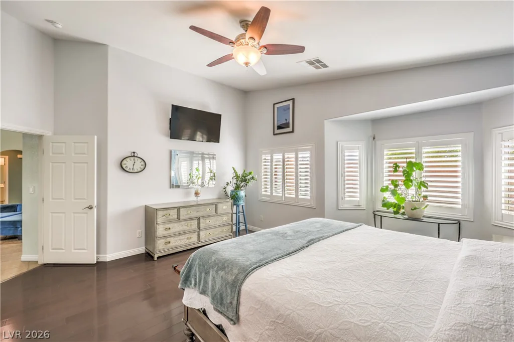 8327 Bowman Woods, Las Vegas, NV 89129