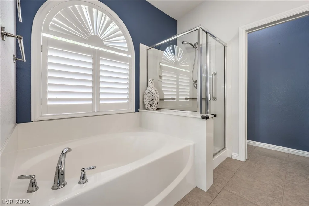 8327 Bowman Woods, Las Vegas, NV 89129
