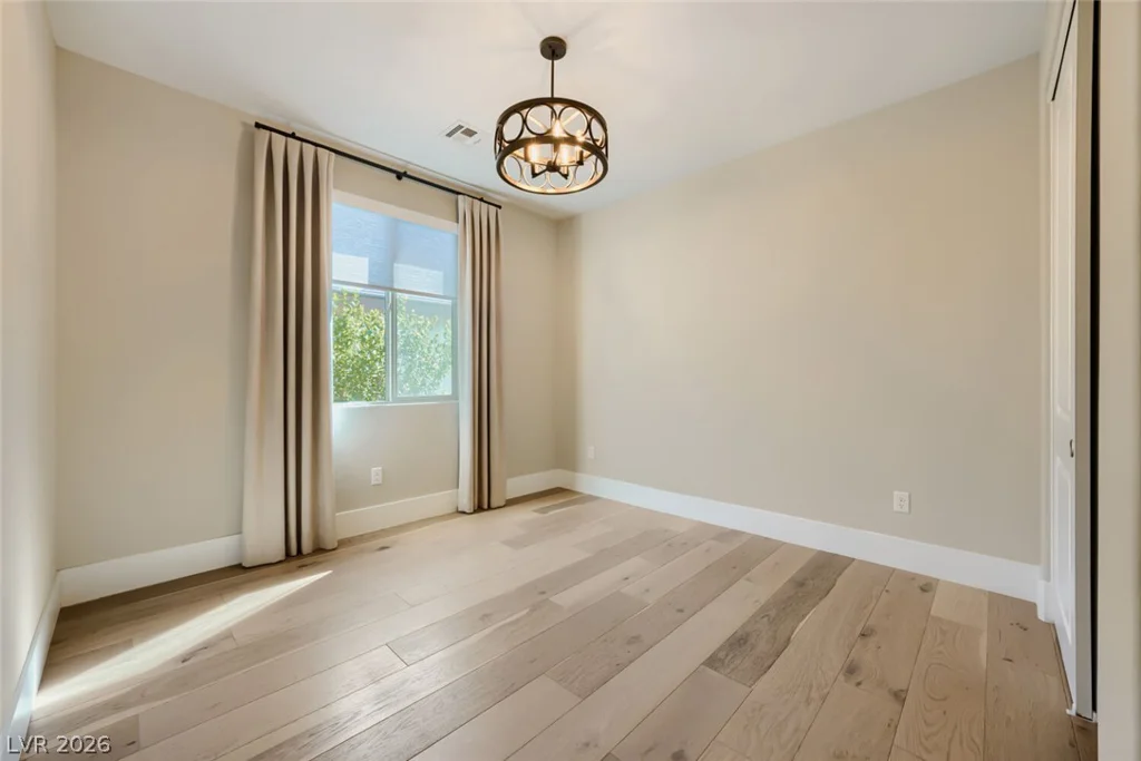 9633 Balais, Las Vegas, NV 89143
