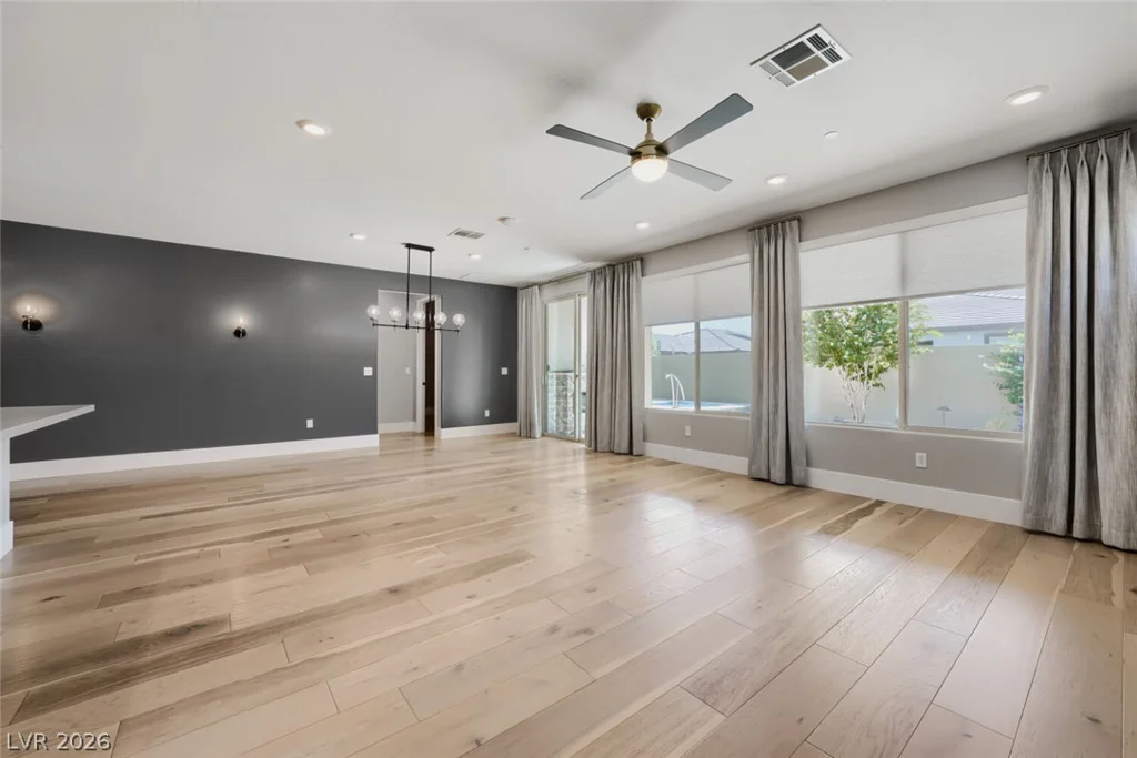 9633 Balais, Las Vegas, NV 89143