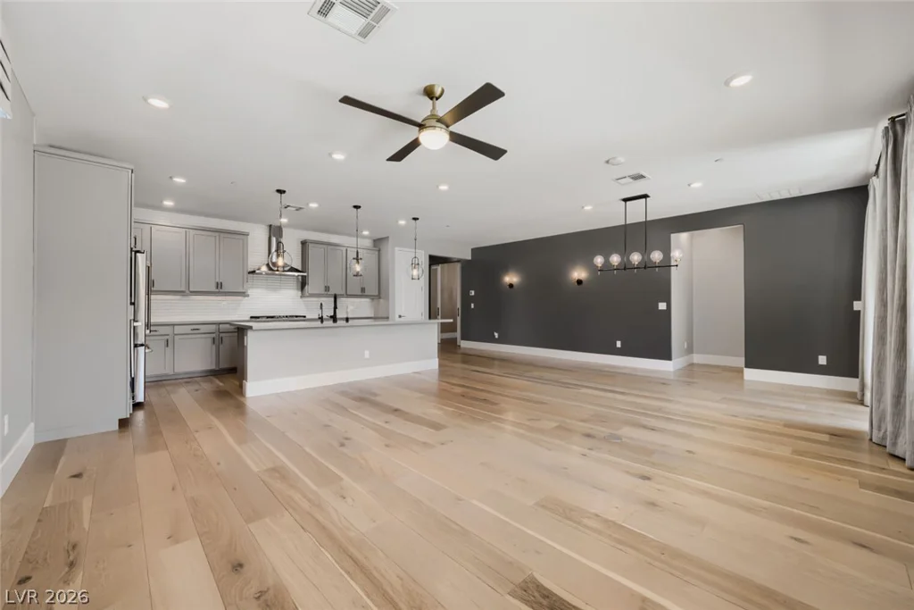 9633 Balais, Las Vegas, NV 89143
