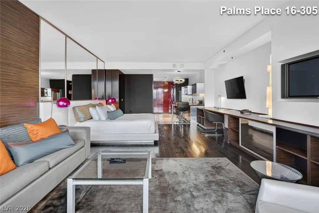 4381 Flamingo, Las Vegas, NV 89103