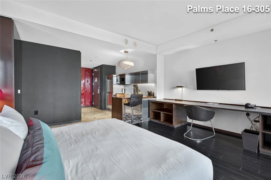 4381 Flamingo, Las Vegas, NV 89103