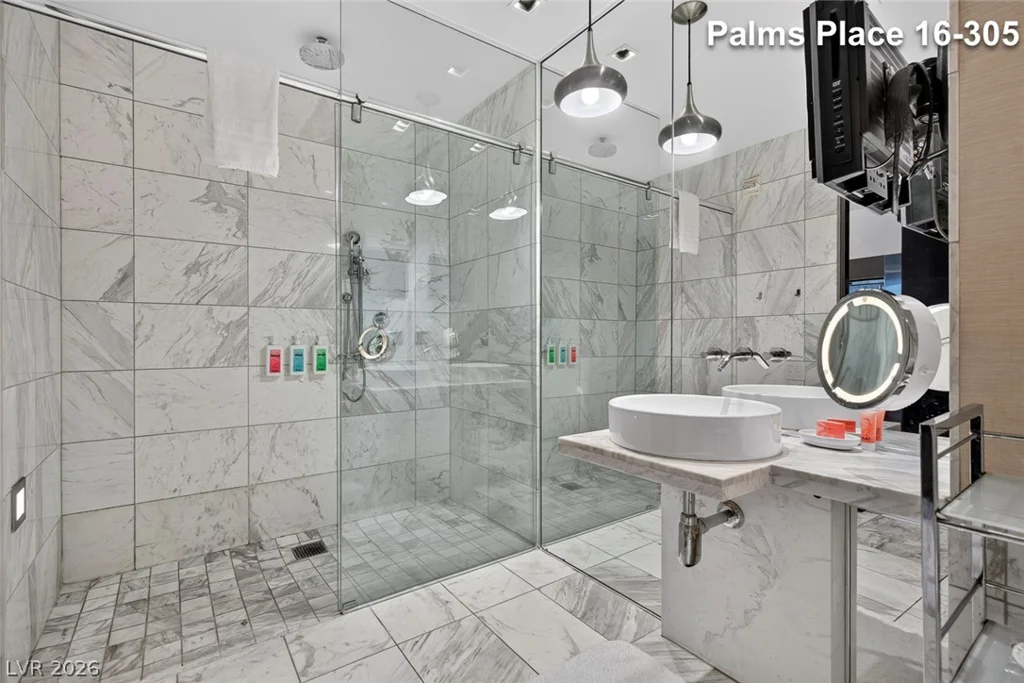 4381 Flamingo, Las Vegas, NV 89103