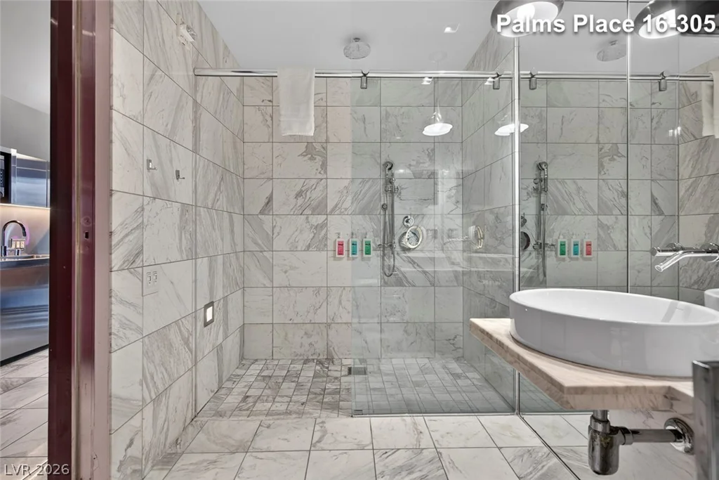 4381 Flamingo, Las Vegas, NV 89103