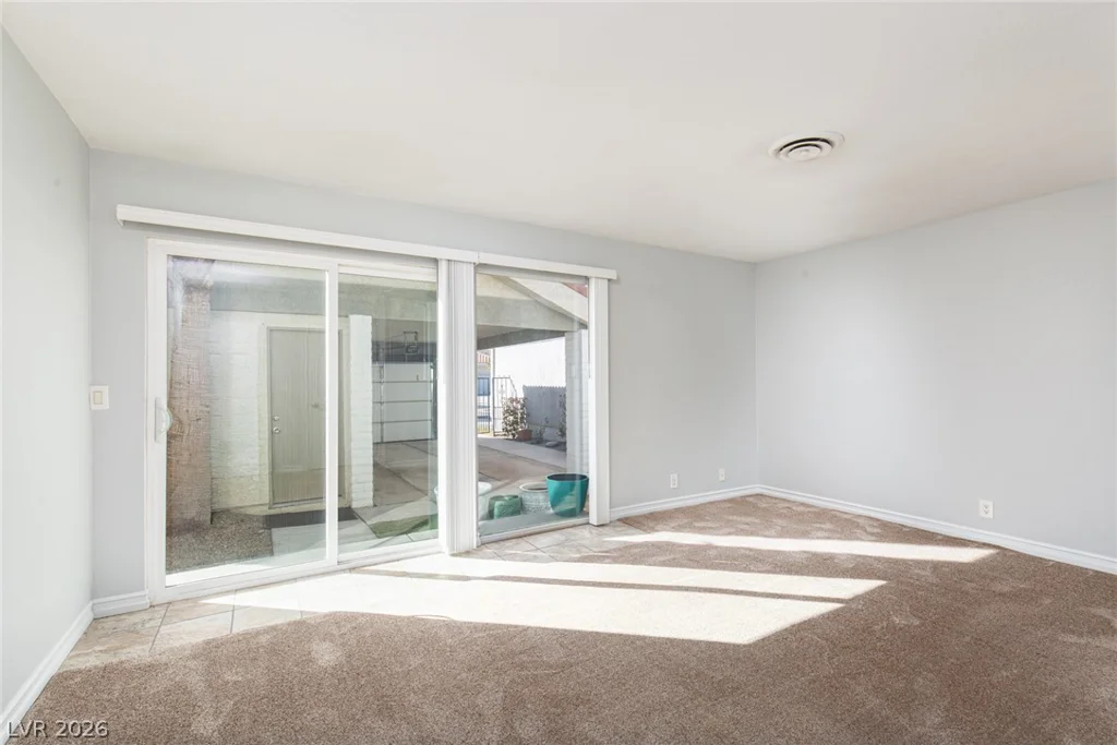 3127 Bel Air, Las Vegas, NV 89109