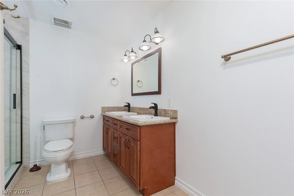 3127 Bel Air, Las Vegas, NV 89109