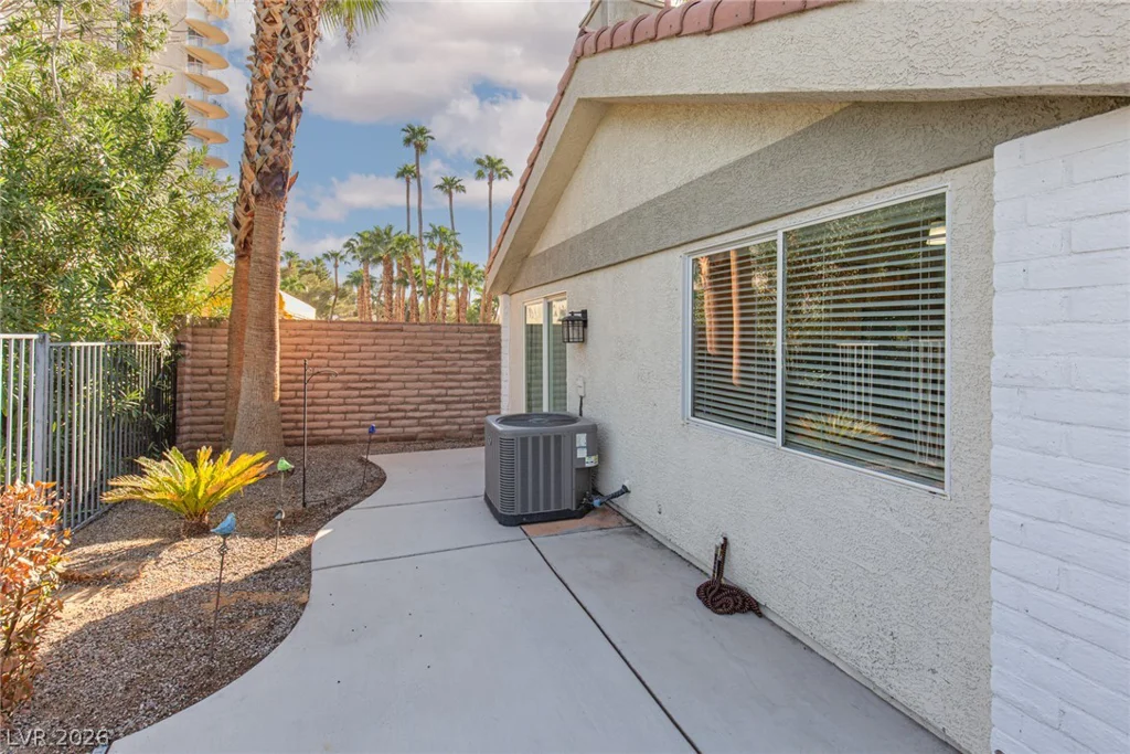 3127 Bel Air, Las Vegas, NV 89109