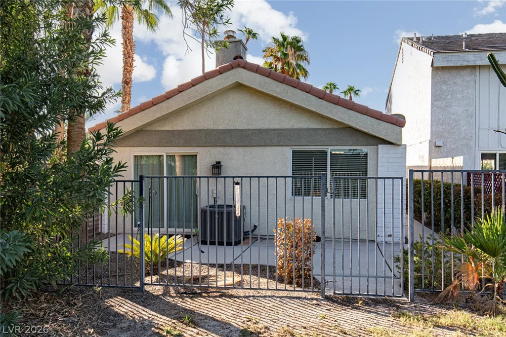 3127 Bel Air, Las Vegas, NV 89109