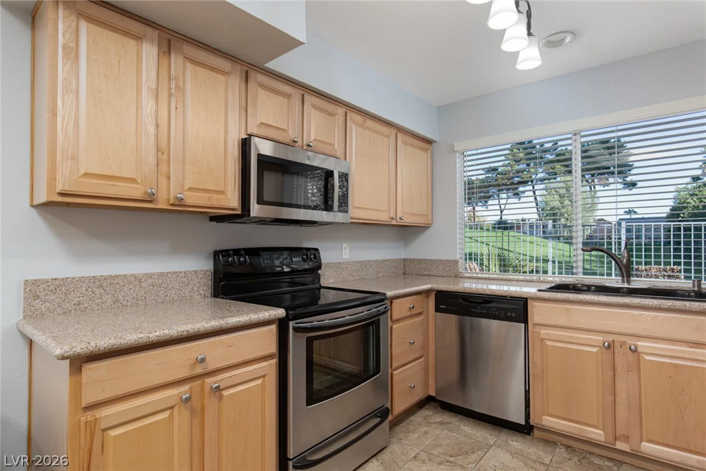3127 Bel Air, Las Vegas, NV 89109