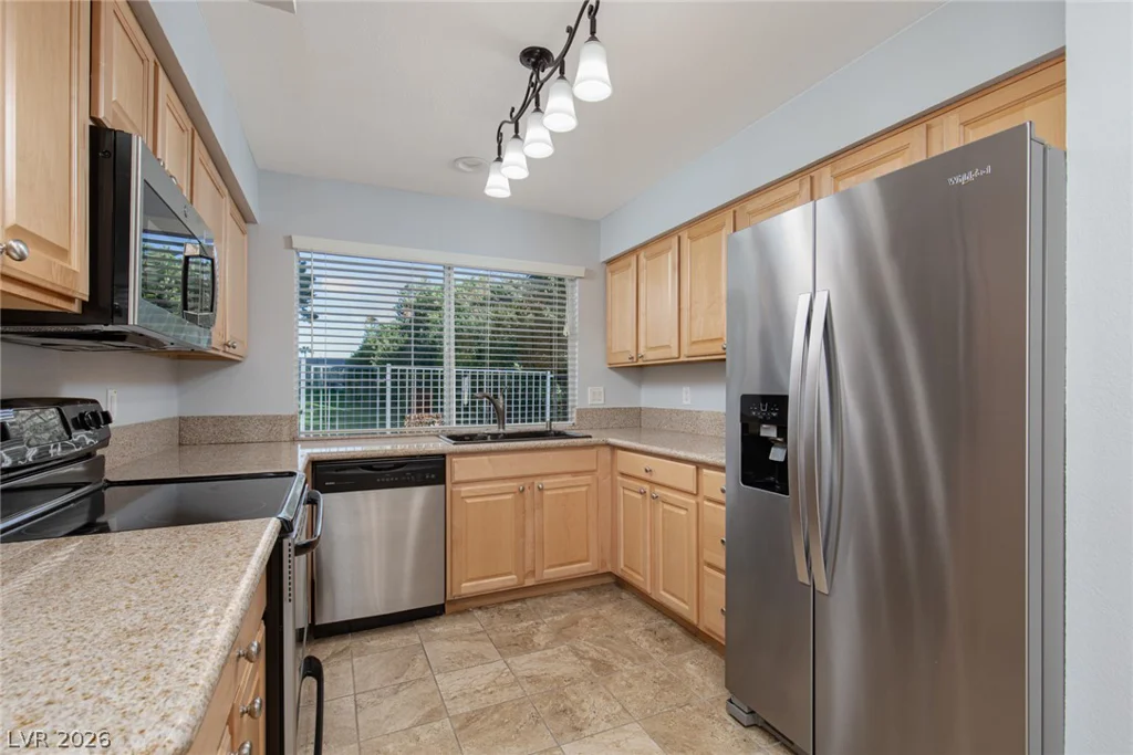 3127 Bel Air, Las Vegas, NV 89109