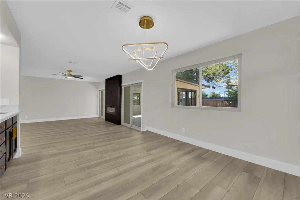 1783 Pandora, Las Vegas, NV 89123