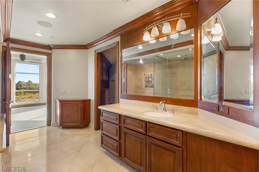 9103 Alta, Las Vegas, NV 89145