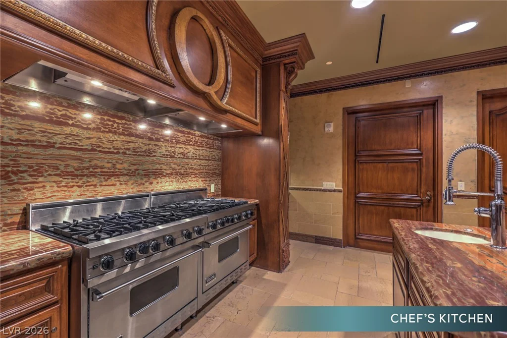 9103 Alta, Las Vegas, NV 89145
