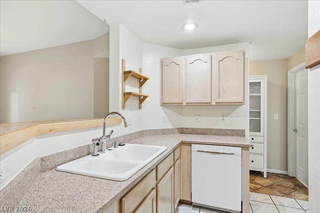 1708 Hills Of Red, Las Vegas, NV 89128