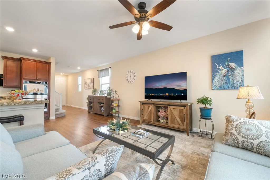7237 Pazienza, Las Vegas, NV 89113
