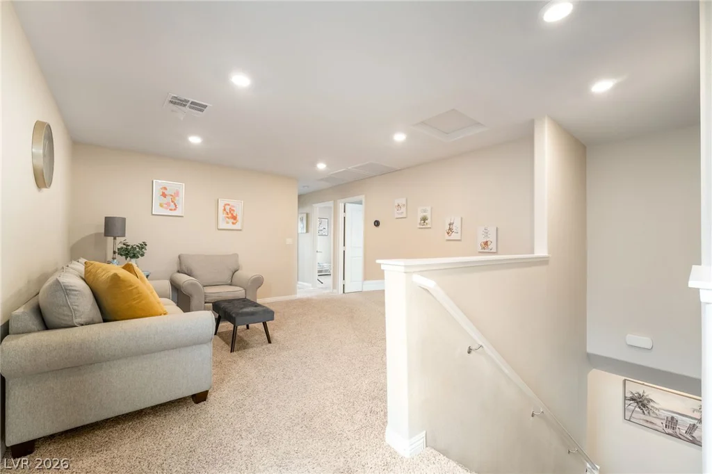 7237 Pazienza, Las Vegas, NV 89113
